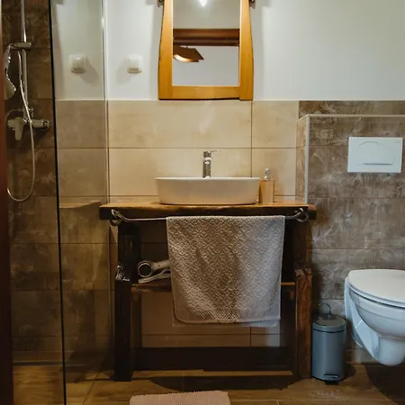 Freser Farm Rum i privatbostad Zgornje Prebukovje