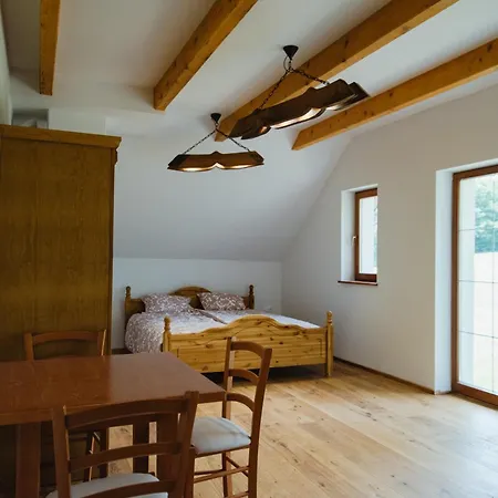 Freser Farm Zgornje Prebukovje