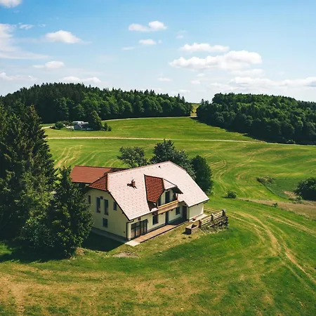 Freser Farm * Zgornje Prebukovje
